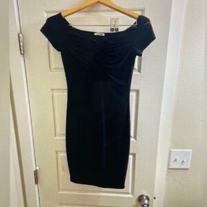 Black Ruched Off-Shoulder Bodycon Mini Dress